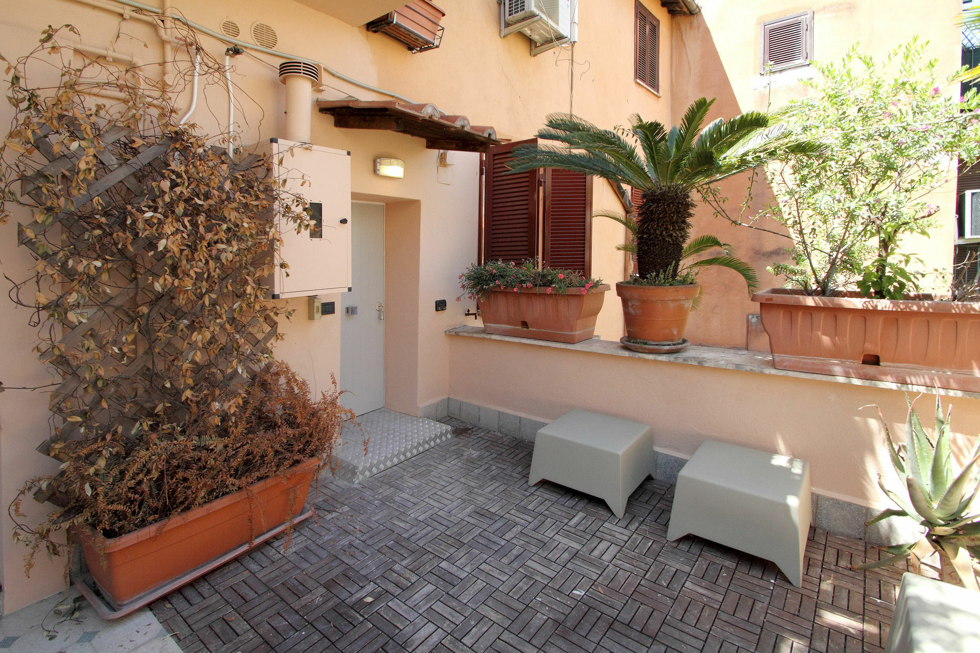 Lhp Suite Roma Trastevere Ngoại thất bức ảnh